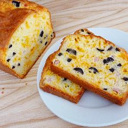Cheese, Olive & Ham Bread