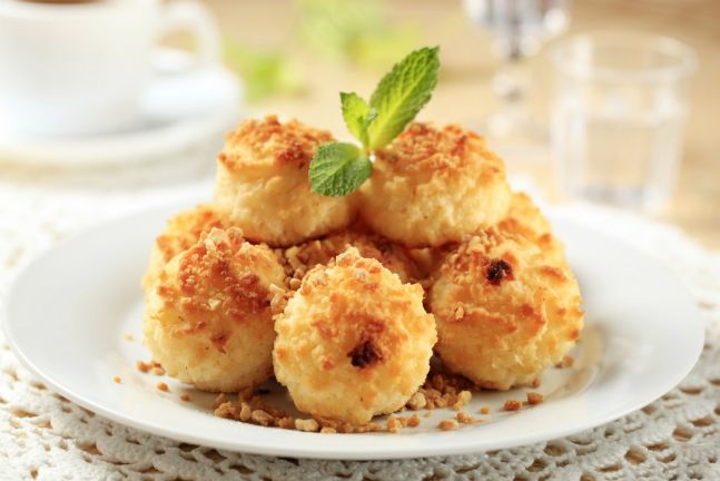 Coconut Macaroons: A Symphony of Textures